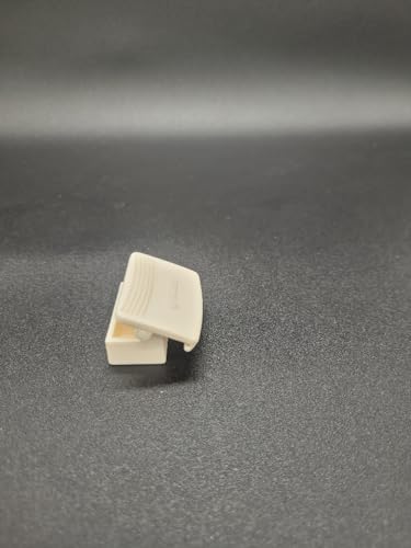 Remis Remistar Beige Locking Clip Caravan/Motorhome 10019386