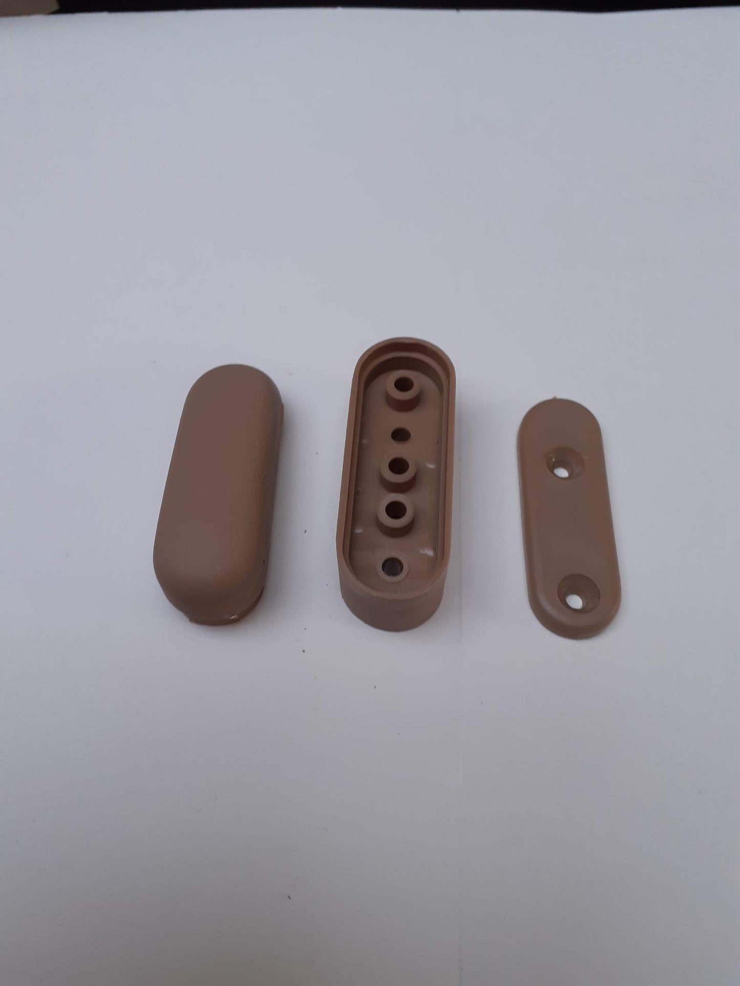 DLS beige turn button and spacer for caravan, motorhome and boat