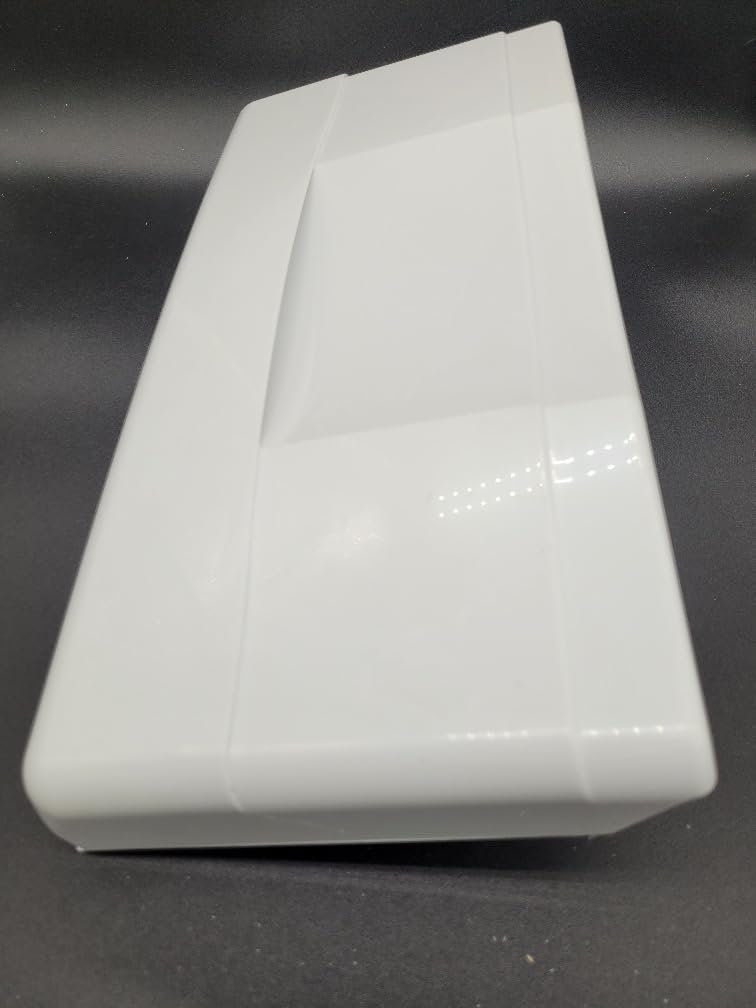 Thetford Freezer Door With Hinges Fits Deluxe N80/90 & N3080. Caravan/Motorhome 62303608