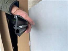 Caravan or Motorhome Window Rubber 27mm Large Bore (Sold by the Metre) X605