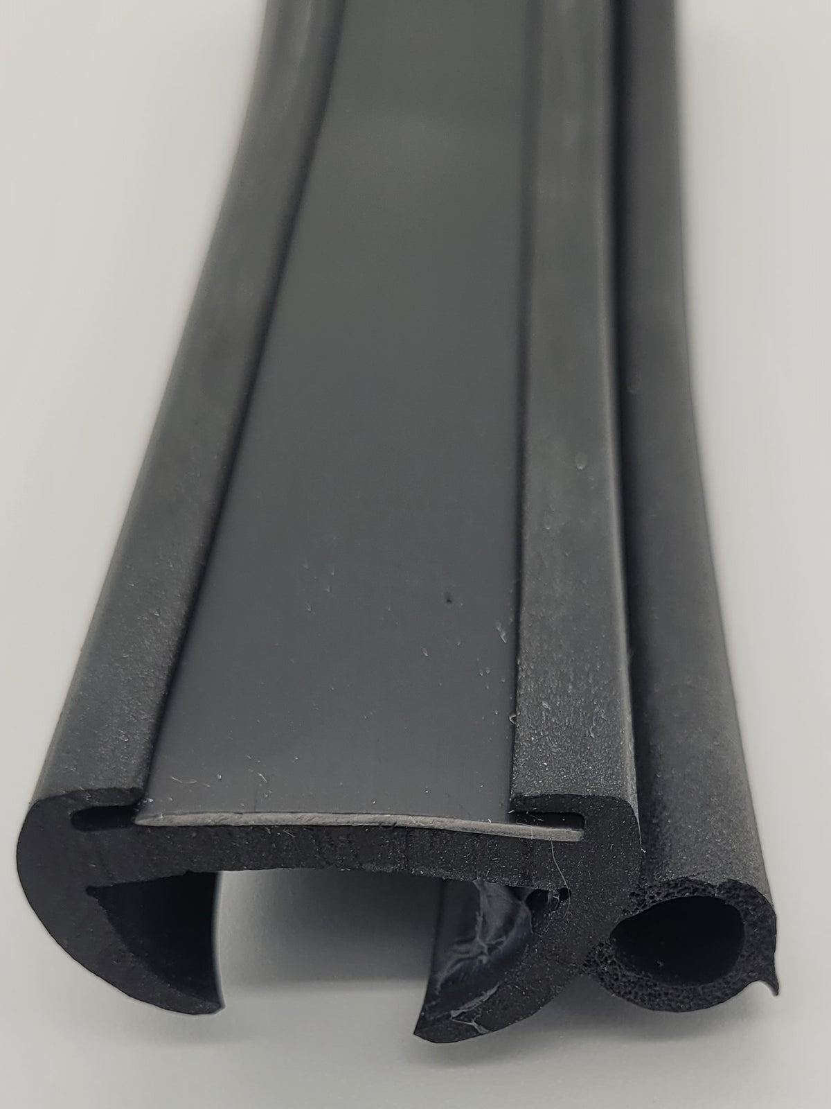 Caravan or Motorhome Window Rubber 25mm Large Bore and Trim-Black (Sold by the Metre) (Black)
