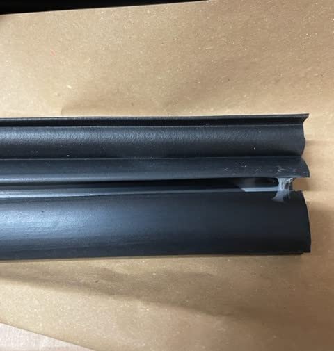 Caravan or Motorhome Window Rubber 30mm (Sold by the Metre) X615